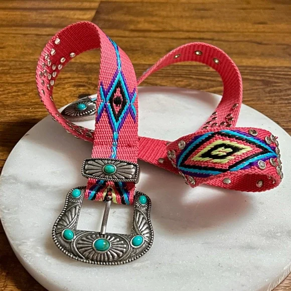 Montana West ~ Medium ~ Pink W/Multi-Colors Aztec ~ Rhinestones/Turquoise Belt - Picture 4 of 16